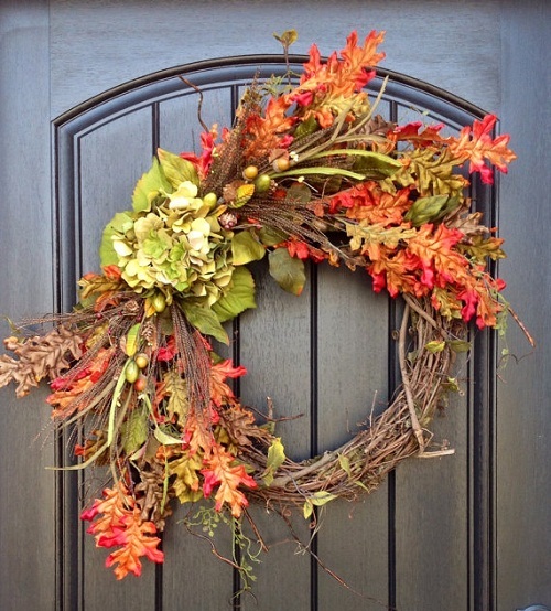 Fall Wreath Design Workshop with Local Floral Designer & Master Certified Florist Pia Geraghty