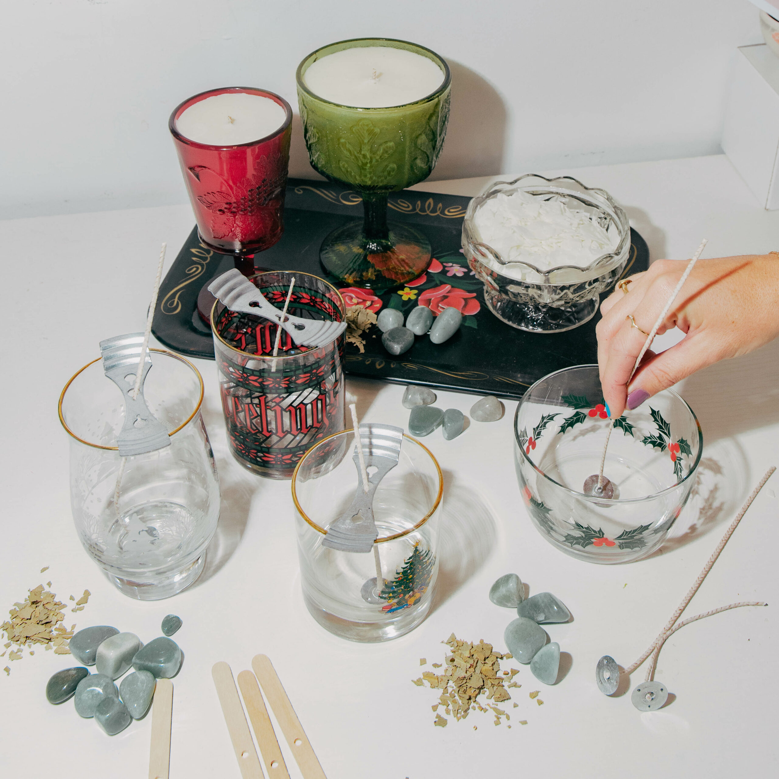 Holiday Candle Making Workshop with Local Artist Daisy McClellan